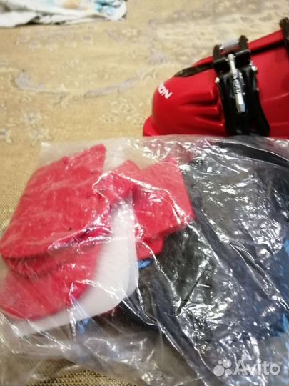 Горнолыжные ботинки