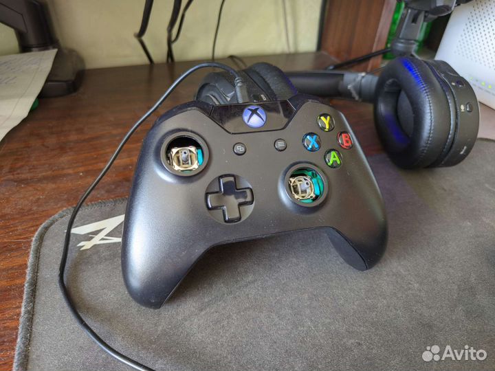 Геймпад Xbox One