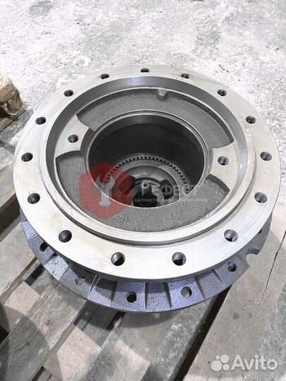 Бортовой редуктор Hitachi EX120 9065935