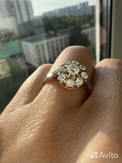 Золотое кольцо малинка с бриллиантами 750пр СССР