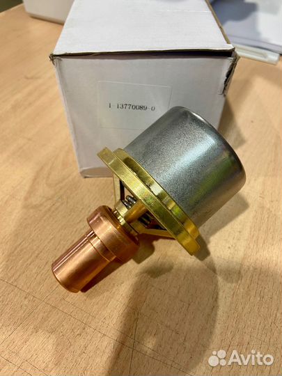 Термостат isuzu 1-13770-089-0 CHM