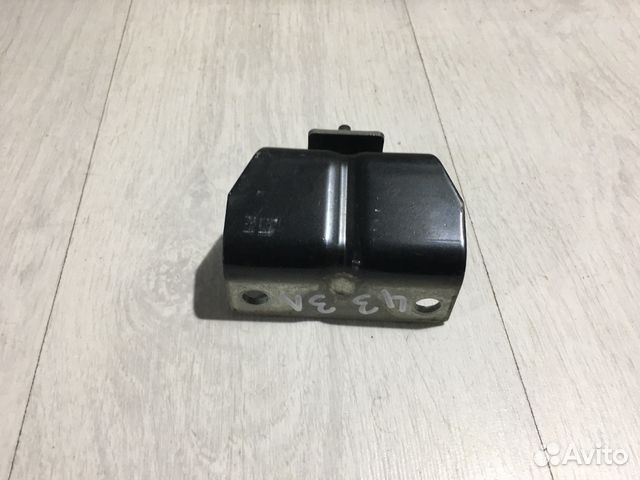 Петля крышки багажника peugeot 307 1.6 ат хетчбек