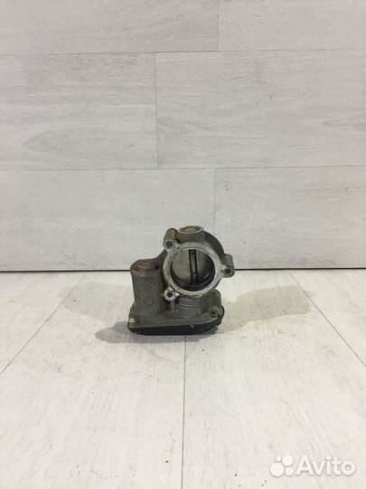 Дроссельная заслонка LADA vesta 1.6 мт седан