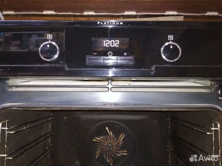 Духовой шкаф Electrolux