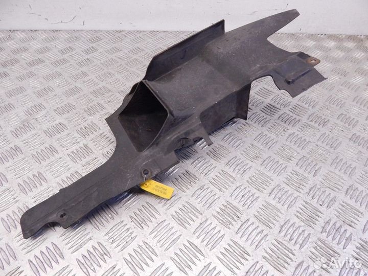 Воздуховод пластмассовый BMW E39