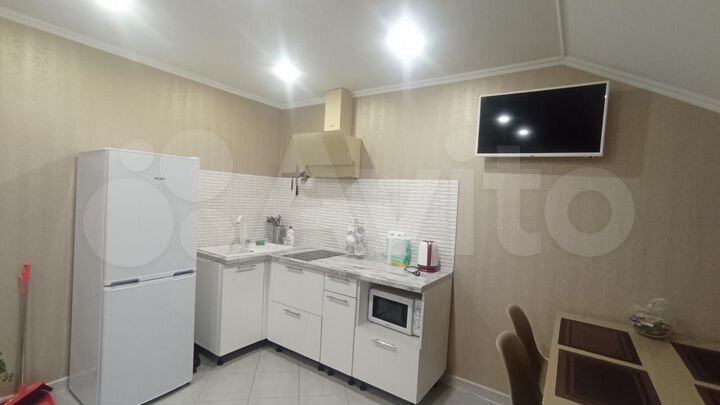 2-к. квартира, 40 м², 4/4 эт.