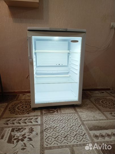 Холодильник витрина Бирюса 152