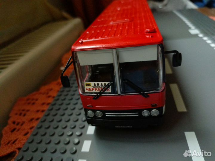 Модель автобуса Икарус 256 1/43