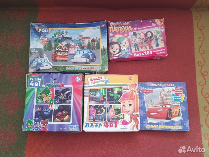 Много пазлов