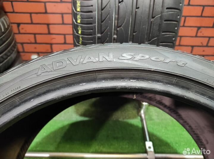 Yokohama Advan Sport V105 285/30 R21 101Y
