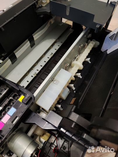 Два принтера Epson R270 (на запчасти)
