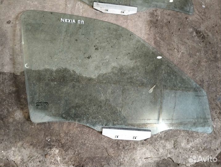 Переднее правое стекло Daewoo Nexia