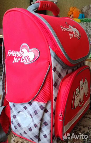 Школьный ранец