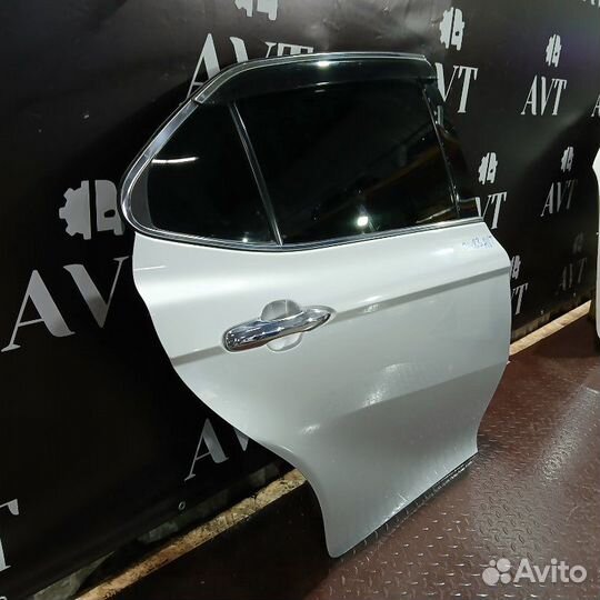 Дверь боковая задняя правая Toyota Camry XV70