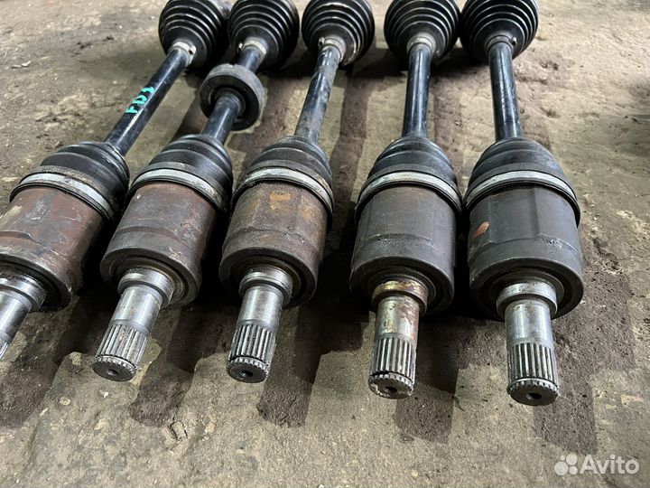 Honda civic 4d 1,8л привод левый под автомат