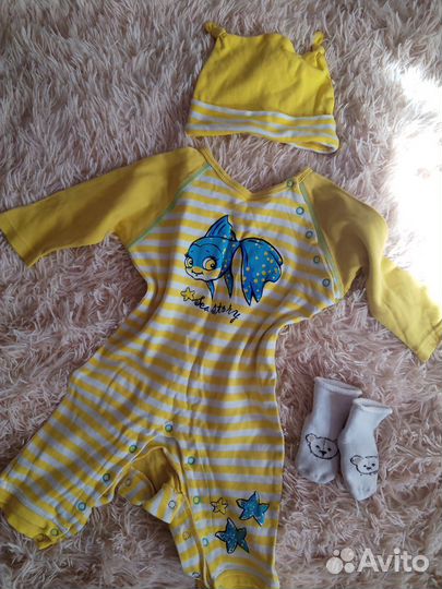 Пакет детских вещей, книжек и игрушек на девочку