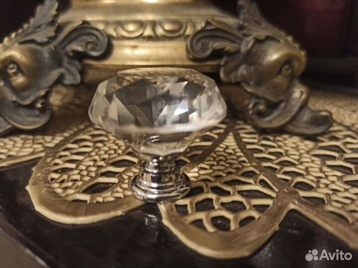 Шикарная мебельная ручка