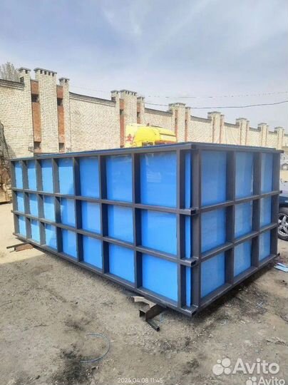 Пластиковый бассейн в металлокаркасе