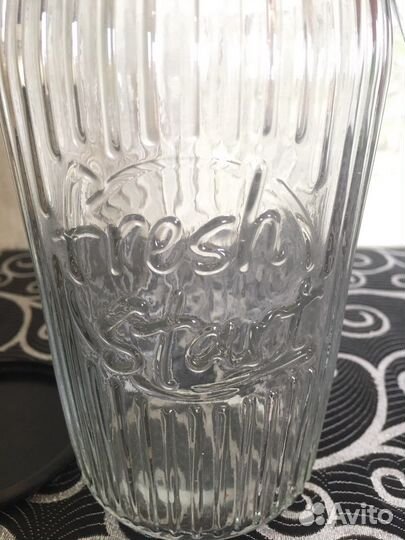 Новый графин с крышкой 1литр