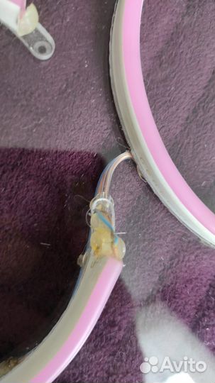 Неоновая вывеска