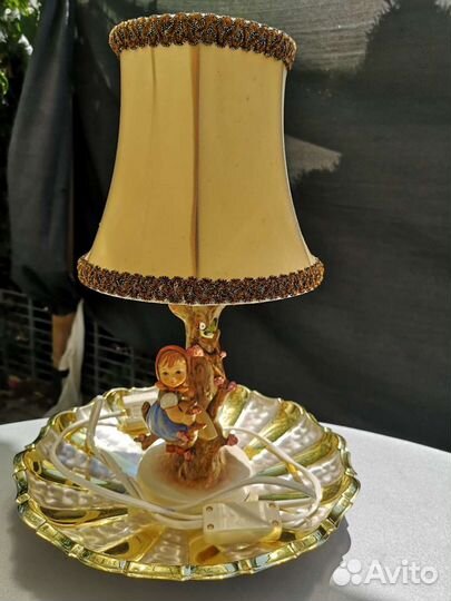 Фарфор статуэтки Goebel