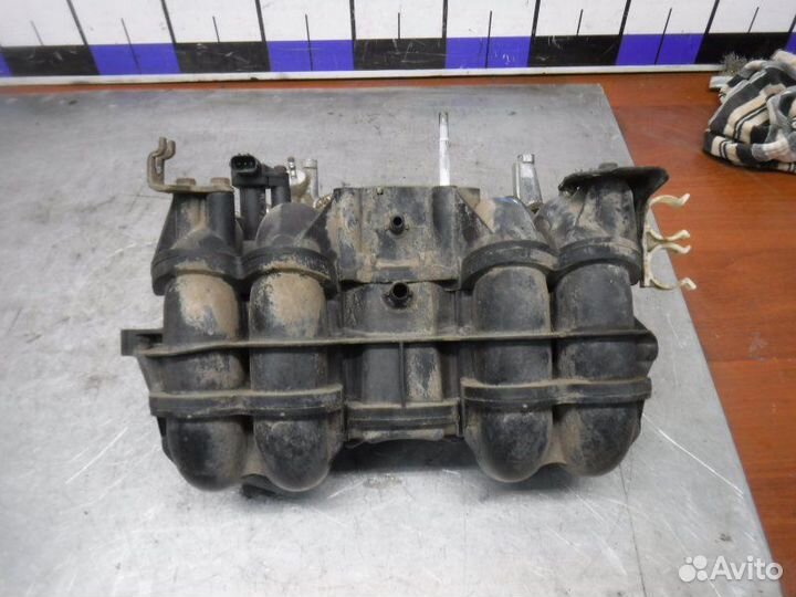 Коллектор впускной Honda Civic D16V 2003