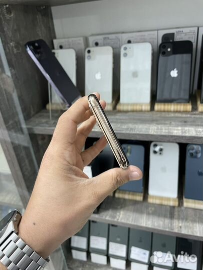 iPhone 11 Pro, 64 ГБ