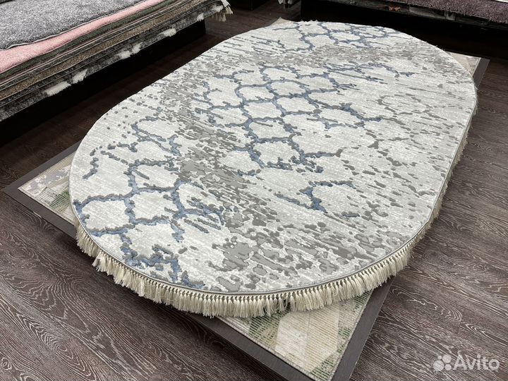 Ковер овальный новый 1.6х2.3м