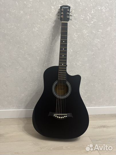 Новая акустическая гитара