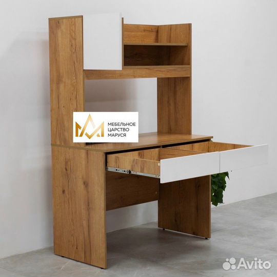 Стол письменный