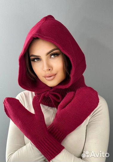 Капор с варежками