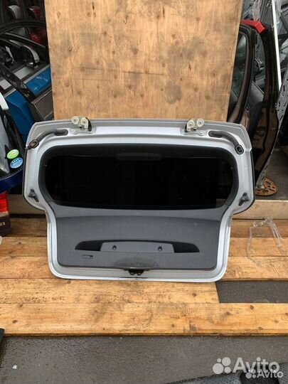 Дверь крышка багажника бмв Е87 BMW 1-series E87