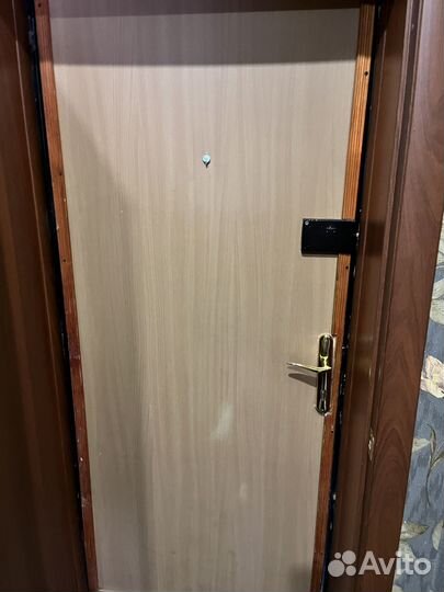 Дверь входная металлическаяобита деревом