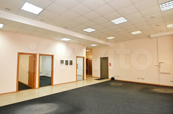 Сдам офисное помещение, 239 м²