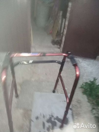 Ходунки для взрослых