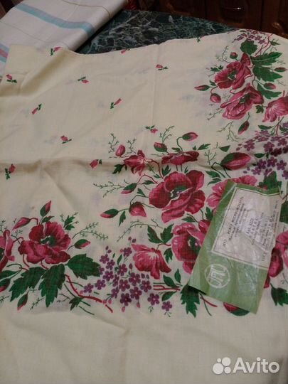 Платок павловопосадский шерстяной