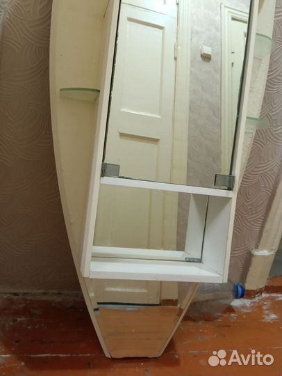 Полка деревянная