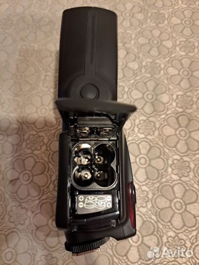 Фотовспышка Yongnuo Speedlite YN560 IV