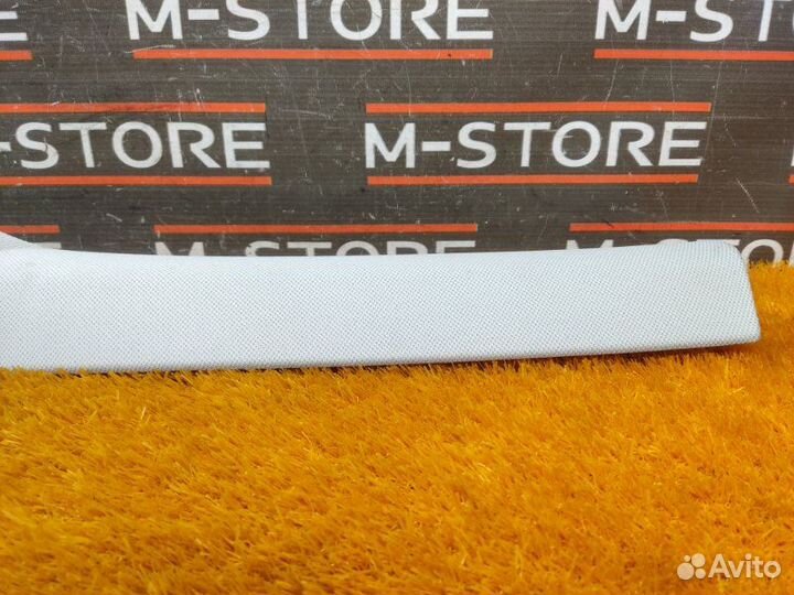 Обшивка стойки передняя левая Audi A3 8P caxc 2009