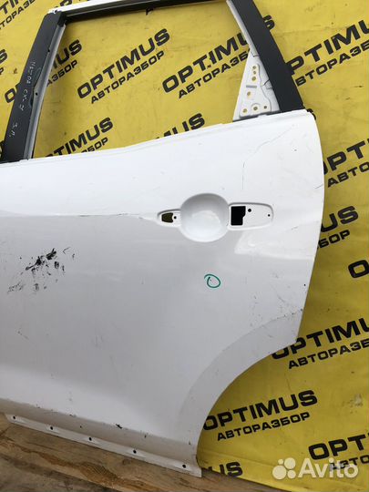 Задняя левая дверь Mazda CX-7