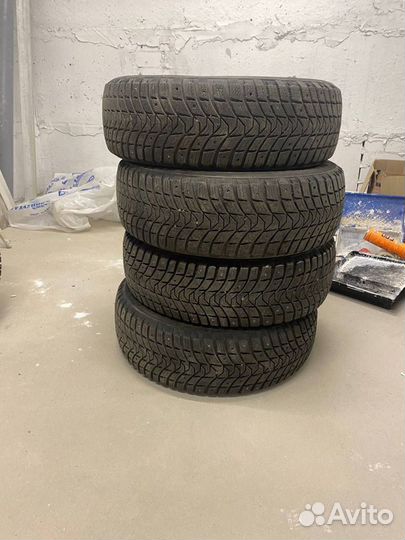 Michelin X-Ice North 3 205/65 R15