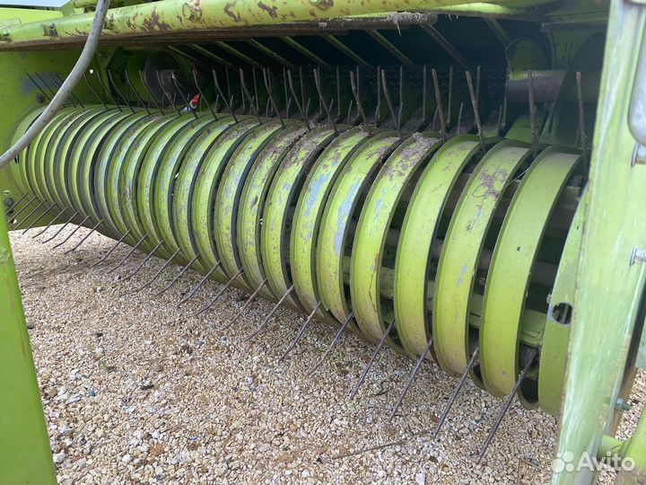 Пресс-подборщик Claas Rollant 46, 2001