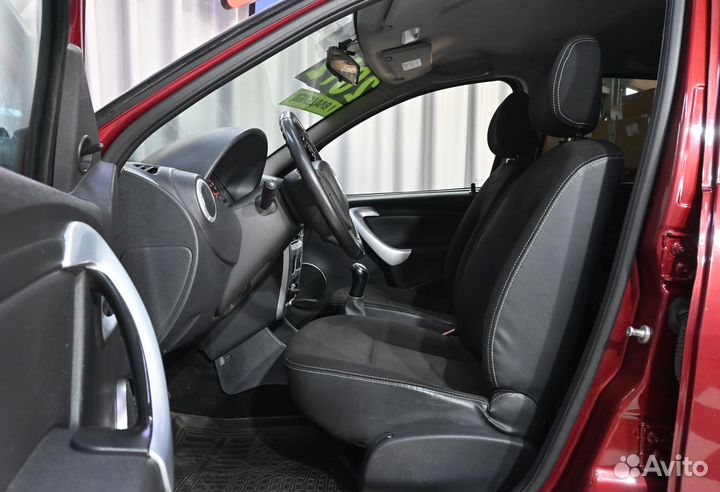 Renault Sandero Stepway 1.6 МТ, 2012, 140 000 км