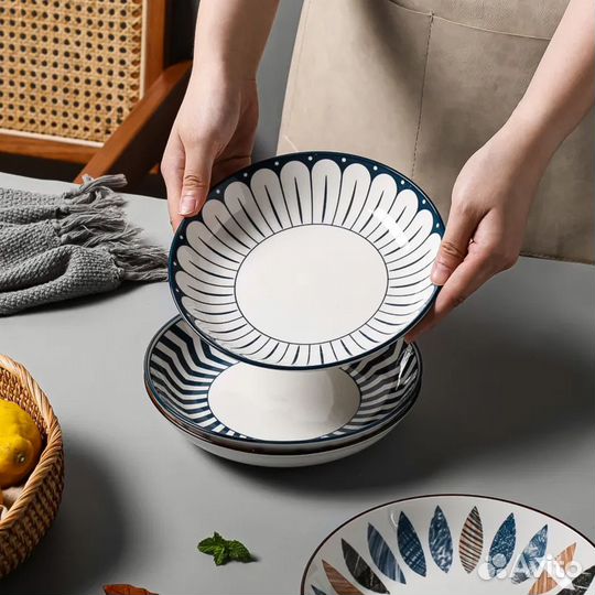 Набор тарелок 4 шт с геометрическим рисунком