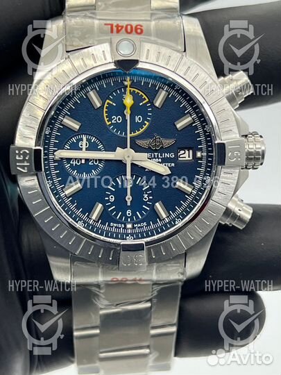 Часы Breitling Avenger Chronograph 45 A13317101C1A