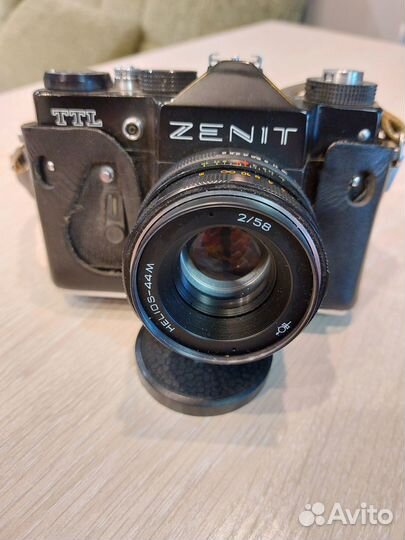 Зеркальный фотоаппарат zenit TTL