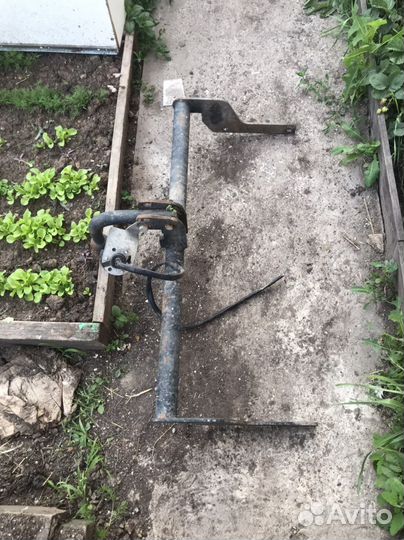 Фаркоп на LADA xray