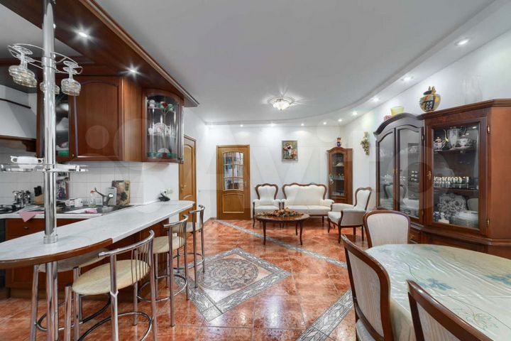 5-к. квартира, 273,1 м², 8/9 эт.