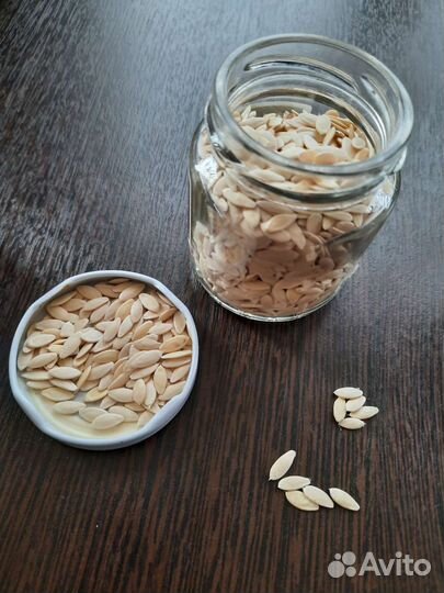 Семена огурцов