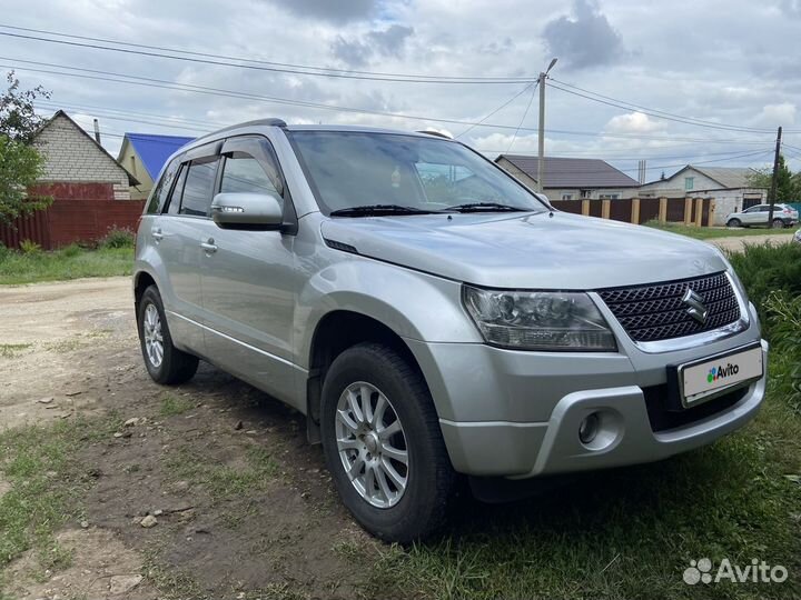 Suzuki Grand Vitara 2.0 AT, 2010, 232 350 км